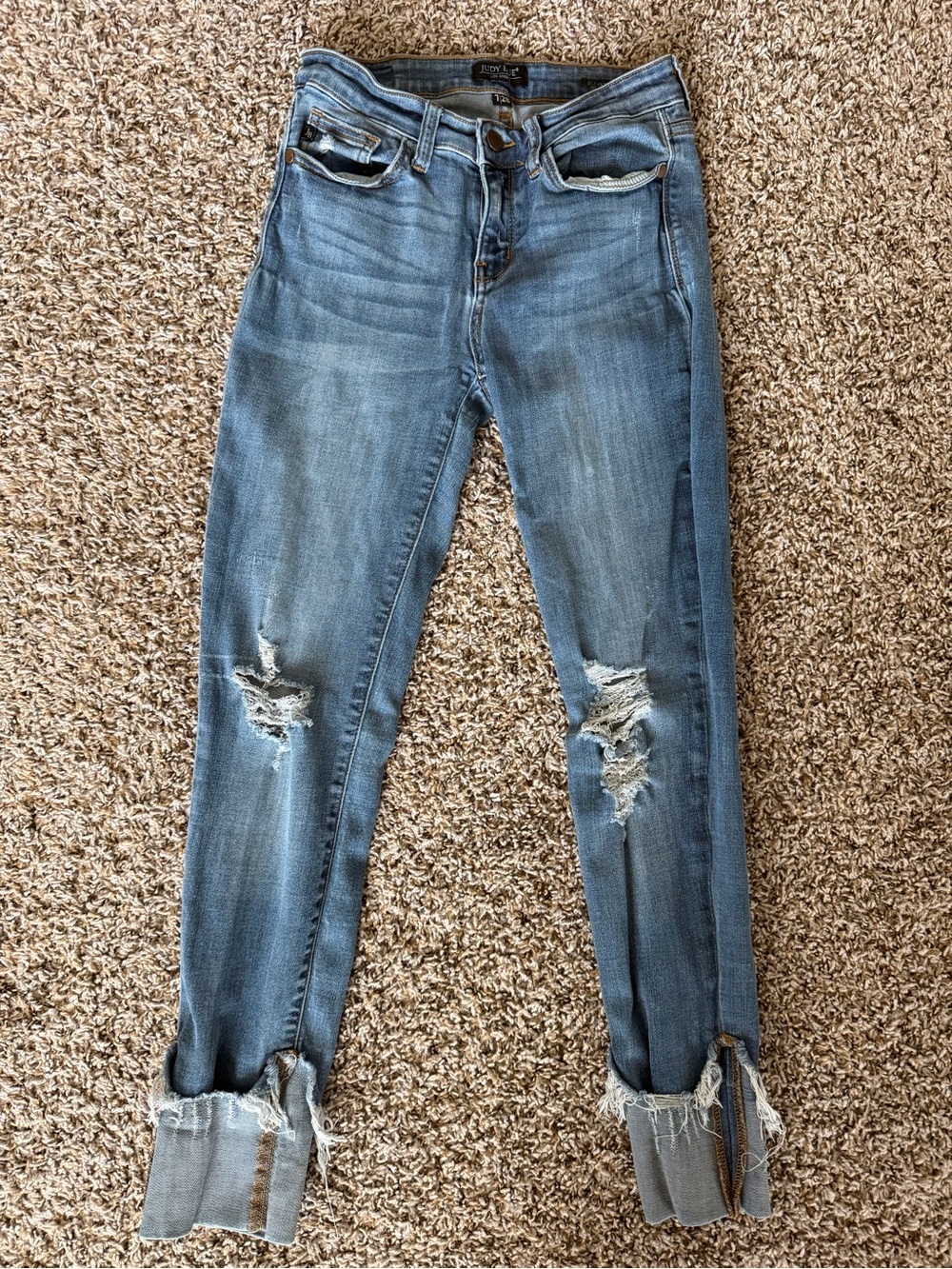Judy Blue Light Blue Distressed Skinny Jeans